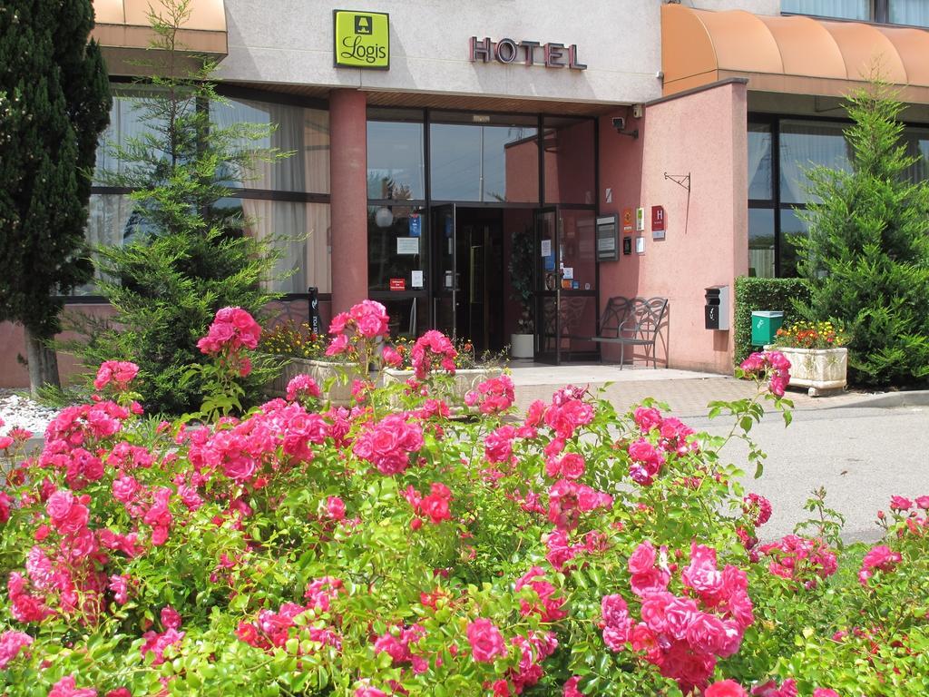 Logis Lyon Est Porte De L'Ain Saint-Maurice-de-Beynost Εξωτερικό φωτογραφία