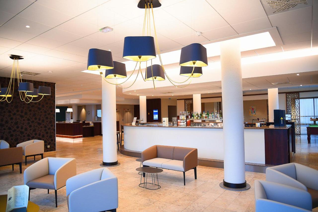 Logis Lyon Est Porte De L'Ain Saint-Maurice-de-Beynost Εξωτερικό φωτογραφία