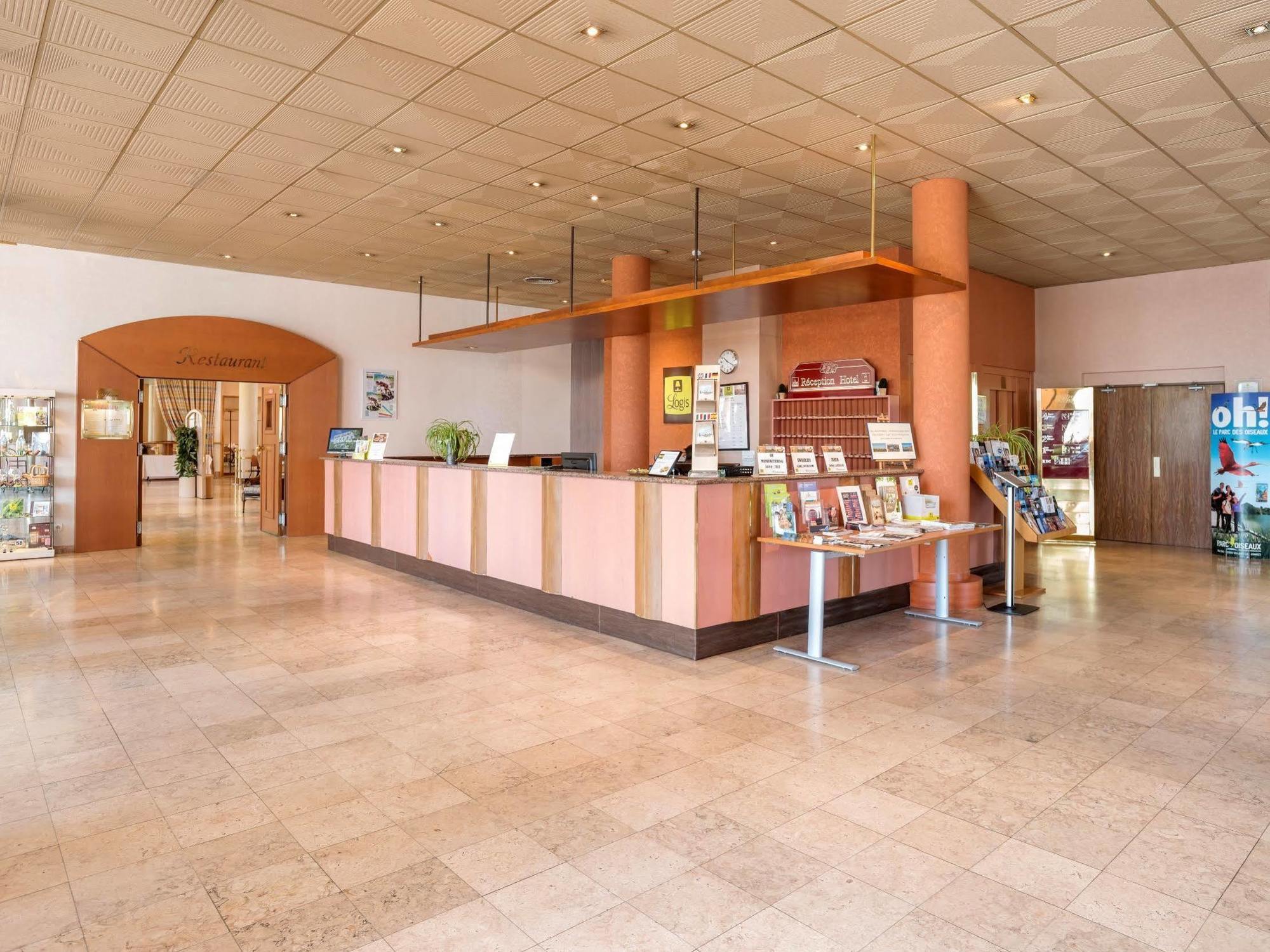 Logis Lyon Est Porte De L'Ain Saint-Maurice-de-Beynost Εξωτερικό φωτογραφία
