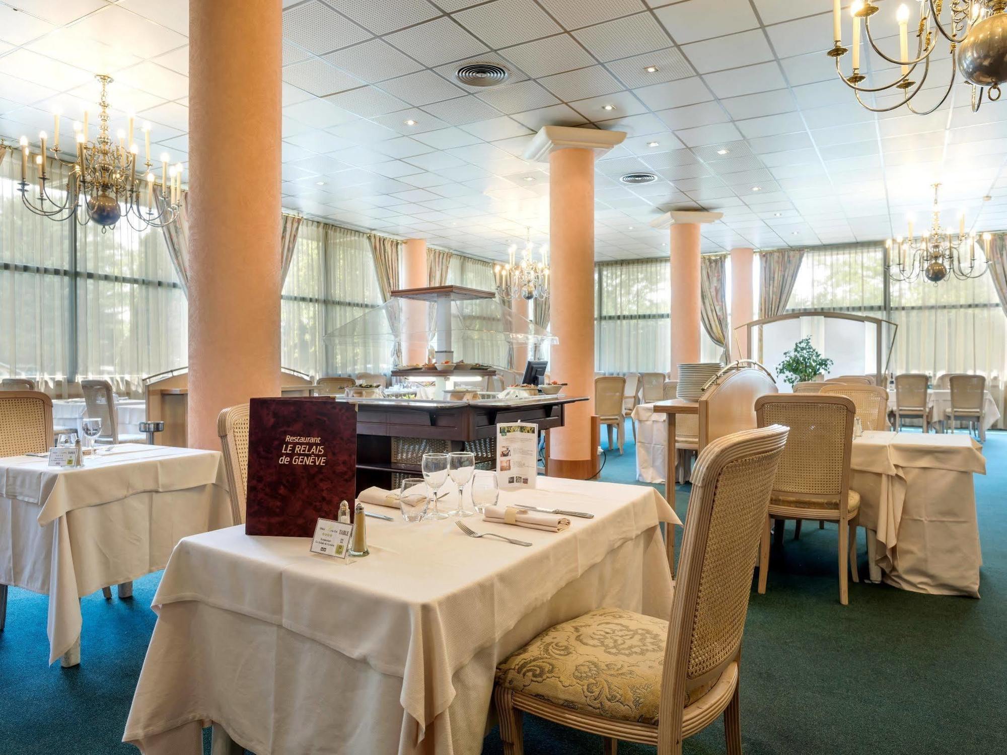 Logis Lyon Est Porte De L'Ain Saint-Maurice-de-Beynost Εξωτερικό φωτογραφία