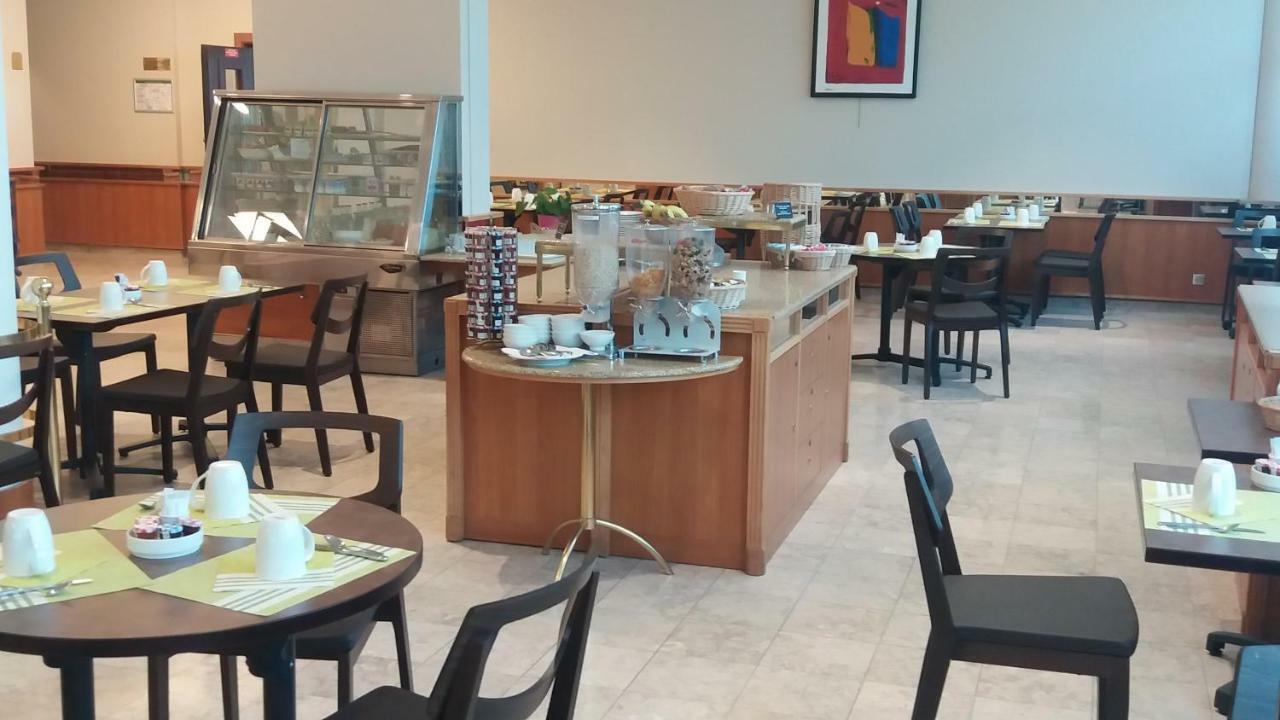 Logis Lyon Est Porte De L'Ain Saint-Maurice-de-Beynost Εξωτερικό φωτογραφία
